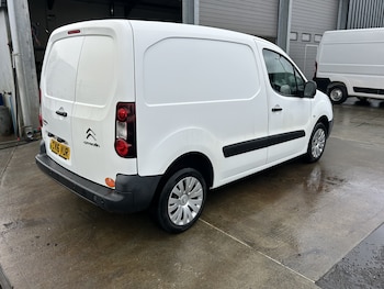 Used Citroen Berlingo 2016 for sale - 77649526: Photo
