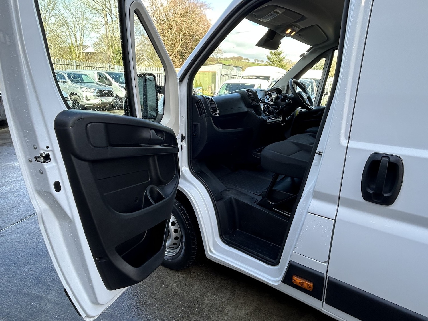 Used Vauxhall Movano 2024 for sale - 77915727: Photo 9