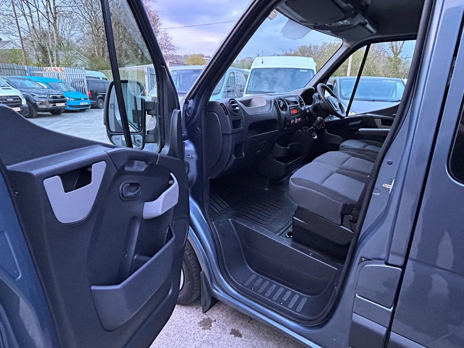 Used Renault Master 2017 for sale - 76794428: Photo 11