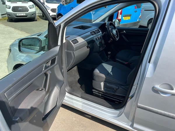 Used Volkswagen Caddy Maxi Life 2019 for sale - 75604195: Photo 13