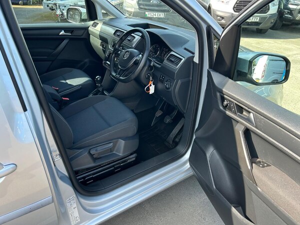 Used Volkswagen Caddy Maxi Life 2019 for sale - 75604195: Photo 14