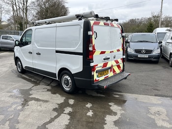 Used Vauxhall Vivaro 2018 for sale - 78310026: Photo