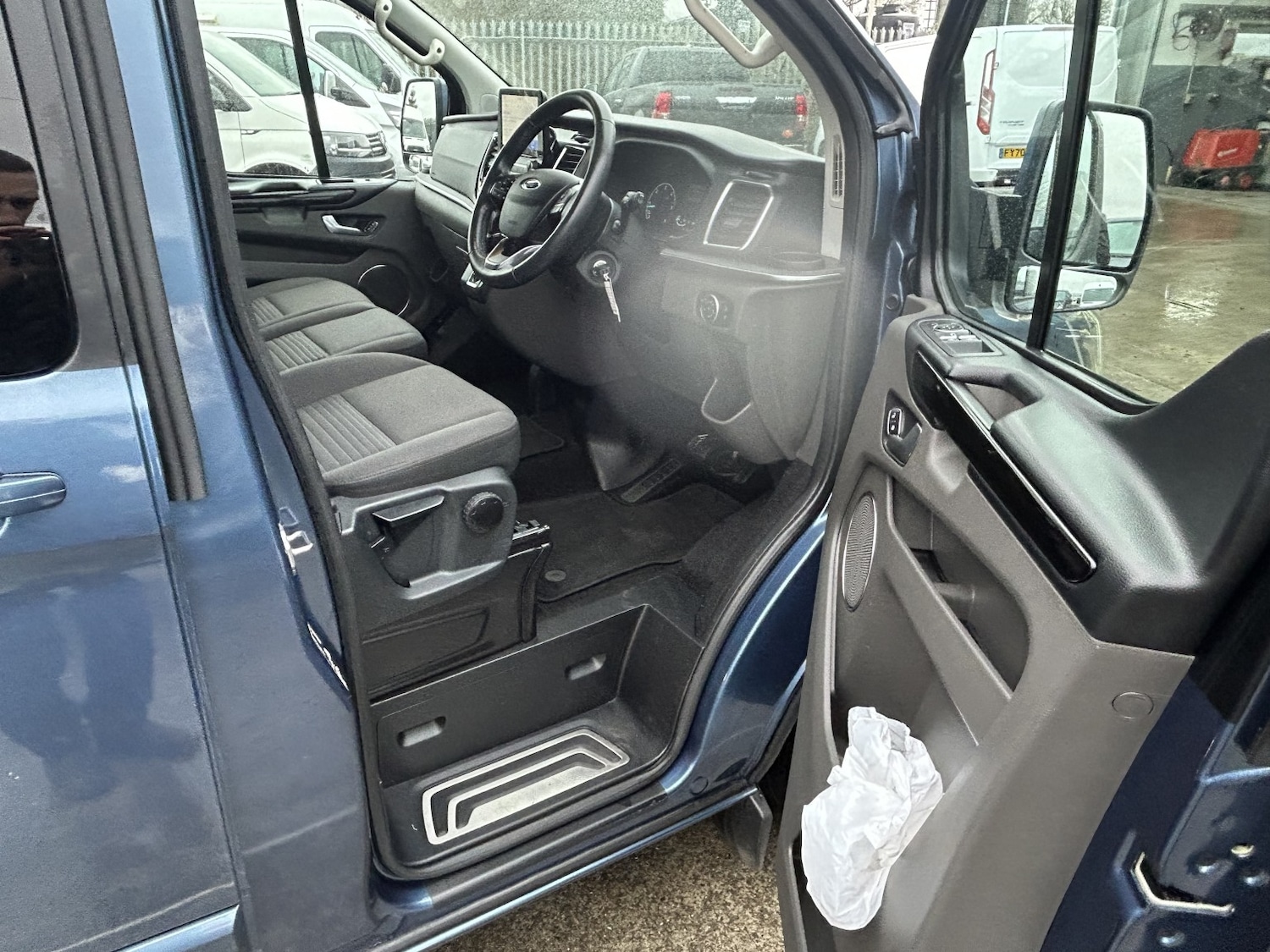 Used Ford Tourneo Custom 2020 for sale - 76979511: Photo 13