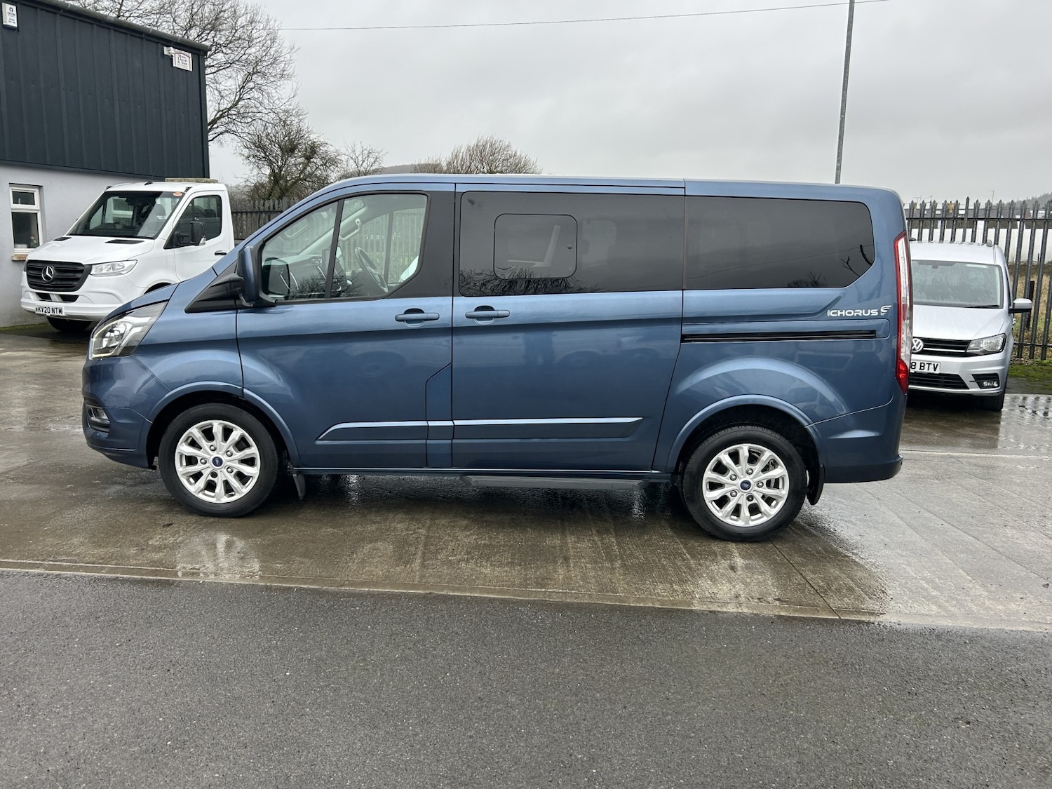 Used Ford Tourneo Custom 2020 for sale - 76979511: Photo 2