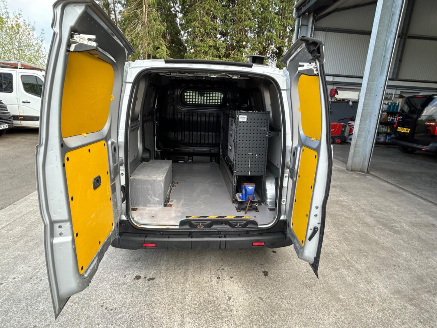 Used Nissan e-NV200 2017 for sale - 76769356: Photo 8