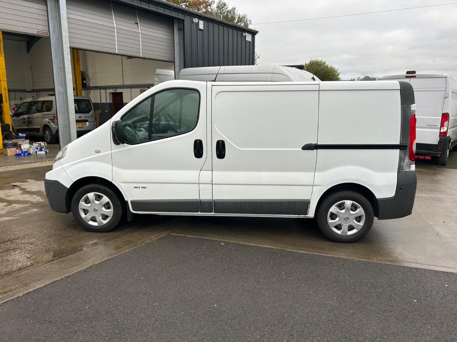 Used Renault Trafic 2012 for sale - 76504722: Photo 2