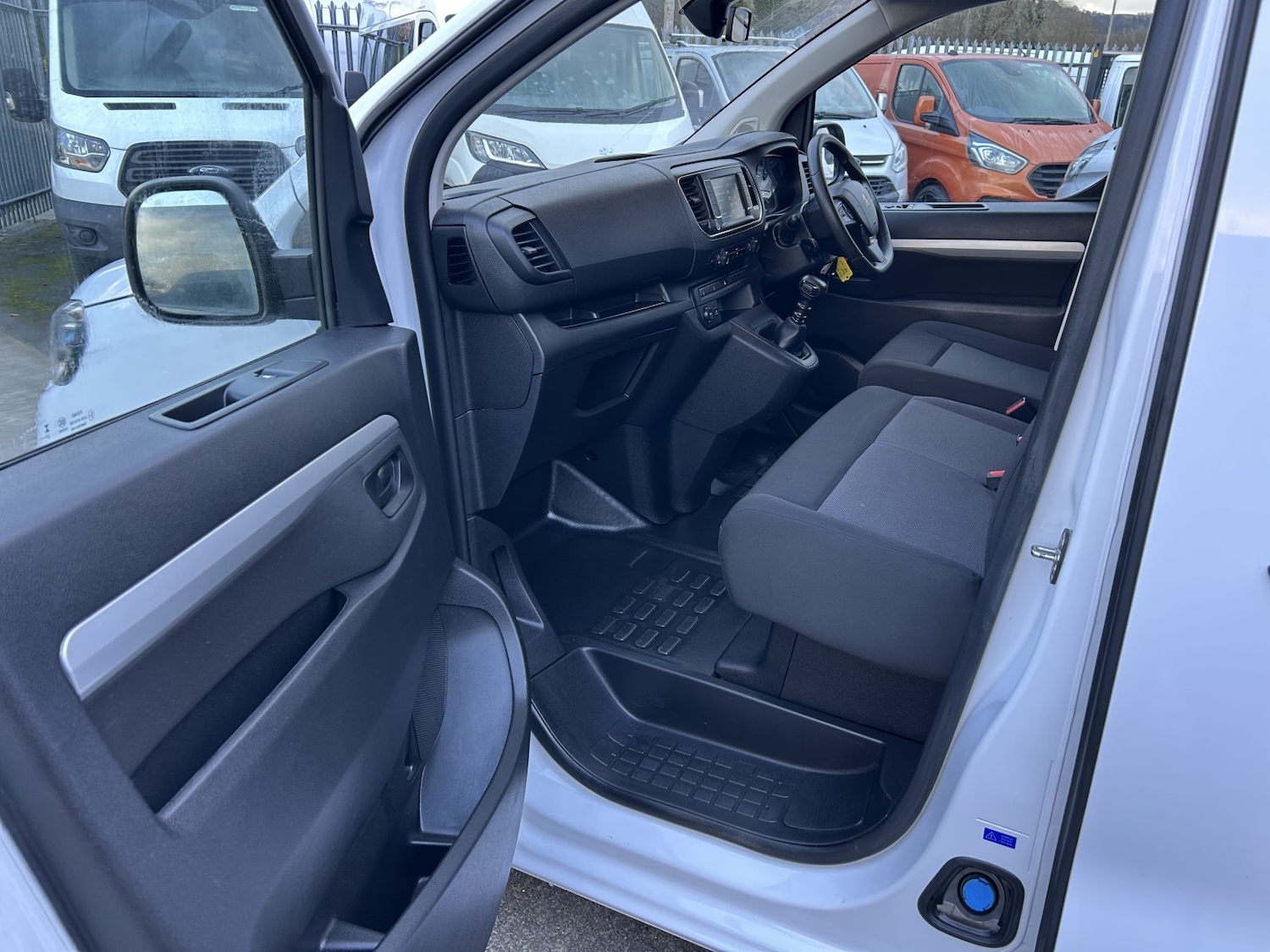 Used Peugeot Expert 2024 for sale - 77398363: Photo 8