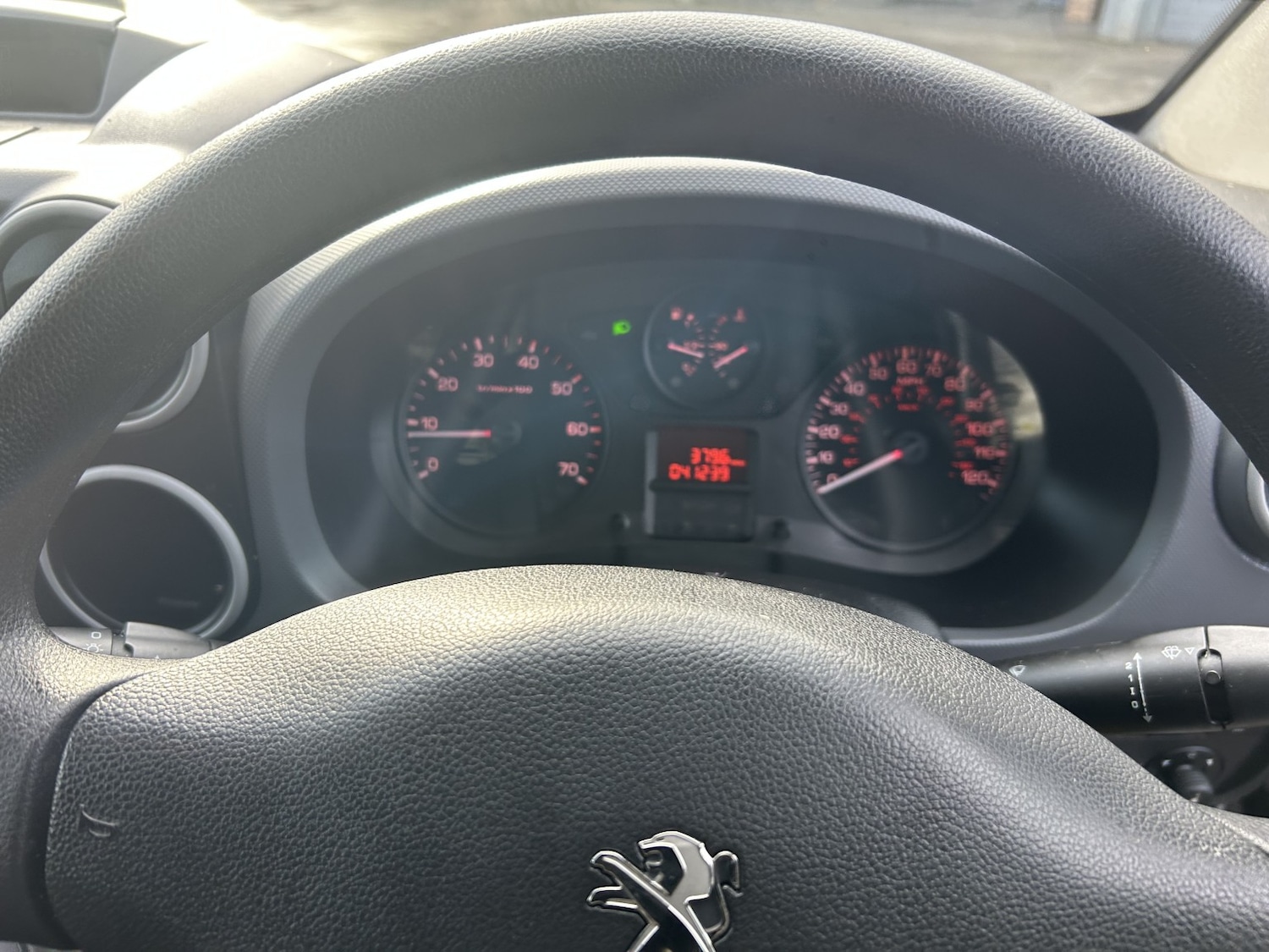 Used Peugeot Partner 2017 for sale - 77398399: Photo 13