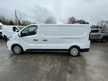 Used Nissan NV300 2020 for sale - 78310024: Photo