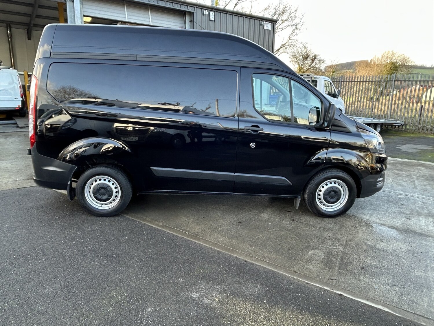 Used Ford Transit Custom 2022 for sale - 76904645: Photo 5