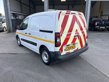 Used Peugeot Partner 2018 for sale - 78304827: Photo