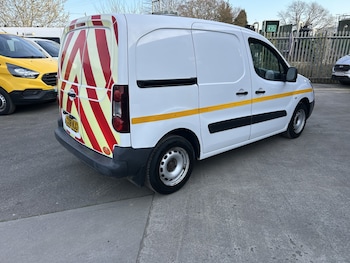 Used Peugeot Partner 2018 for sale - 78304827: Photo