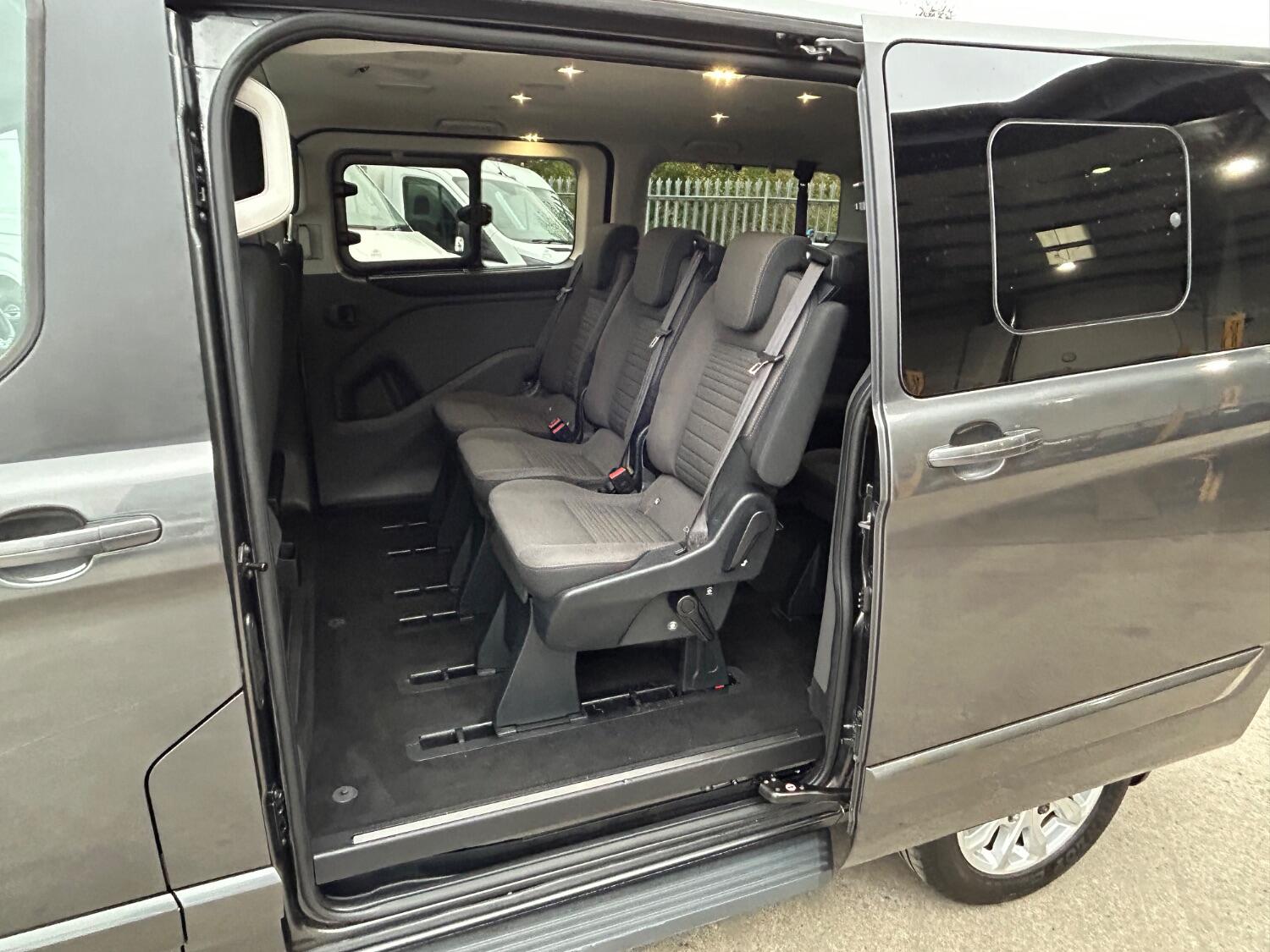 Used Ford Tourneo Custom 2019 for sale - 76319468: Photo 11
