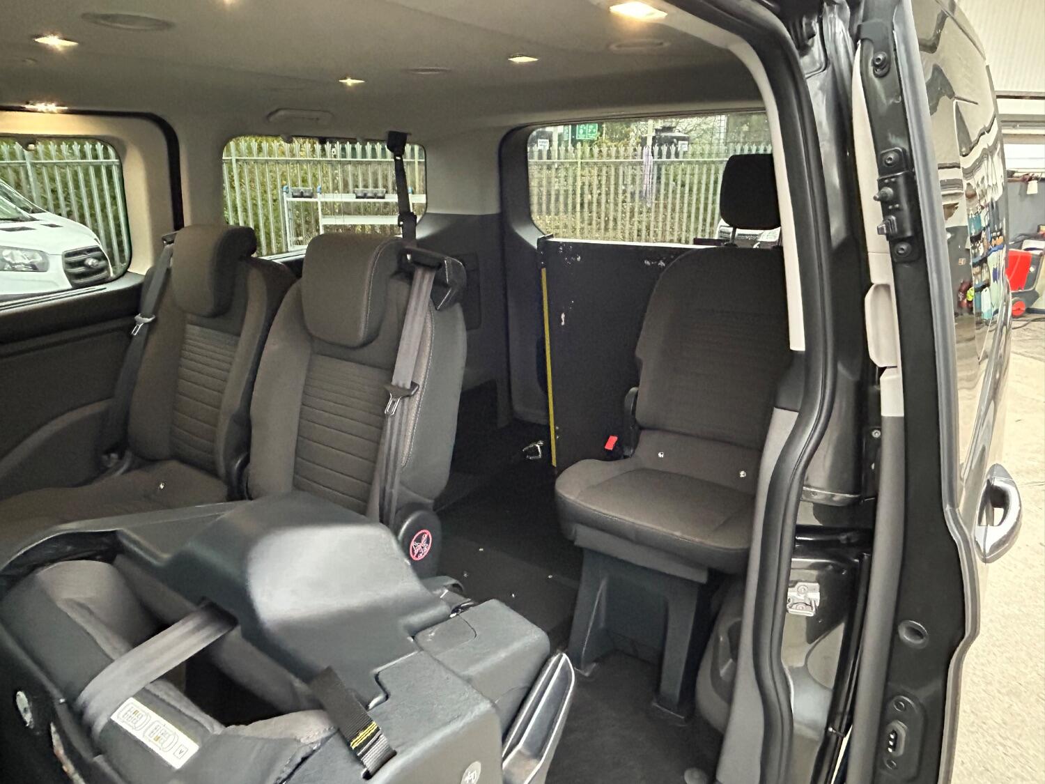 Used Ford Tourneo Custom 2019 for sale - 76319468: Photo 12