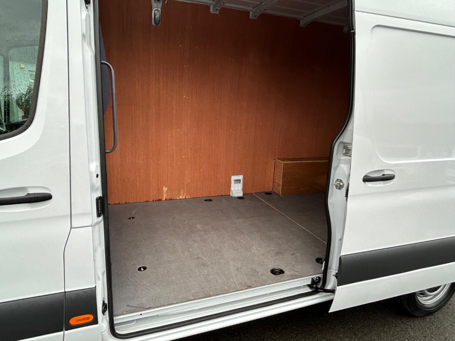 Used Mercedes-Benz Sprinter 2024 for sale - 76794436: Photo 8