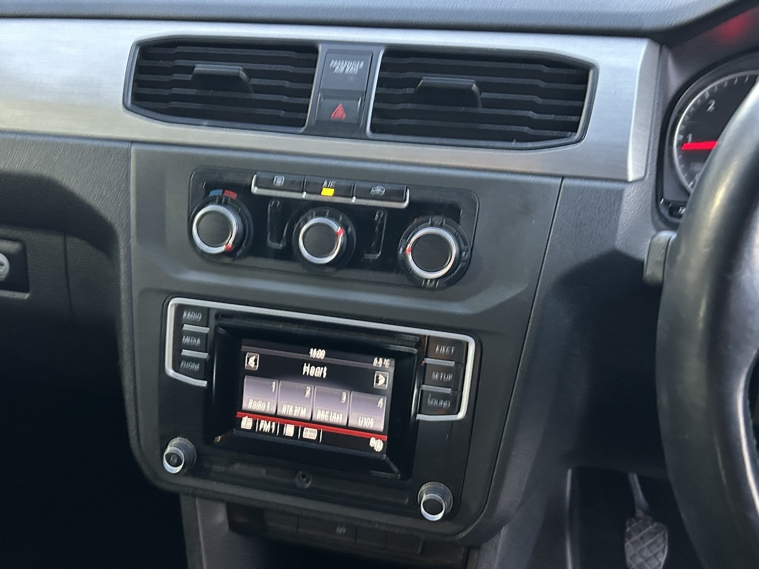 Used Volkswagen Caddy Maxi Life 2018 for sale - 76979535: Photo 10