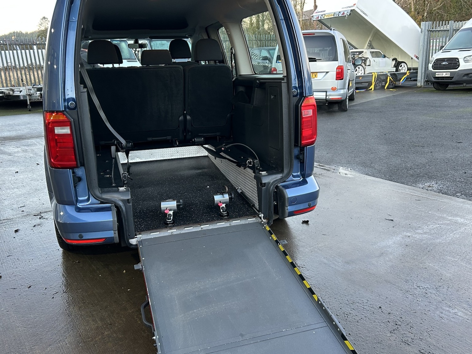 Used Volkswagen Caddy Maxi Life 2018 for sale - 76979535: Photo 5