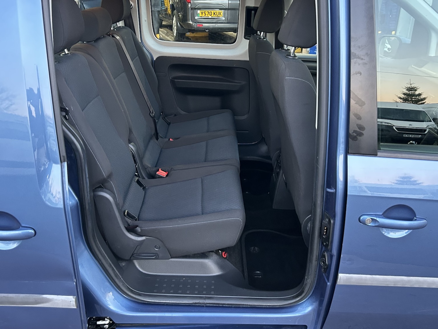 Used Volkswagen Caddy Maxi Life 2018 for sale - 76979535: Photo 8