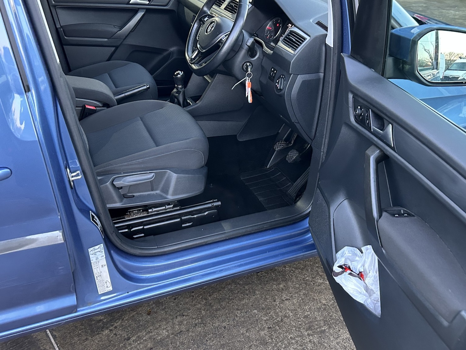 Used Volkswagen Caddy Maxi Life 2018 for sale - 76979535: Photo 9