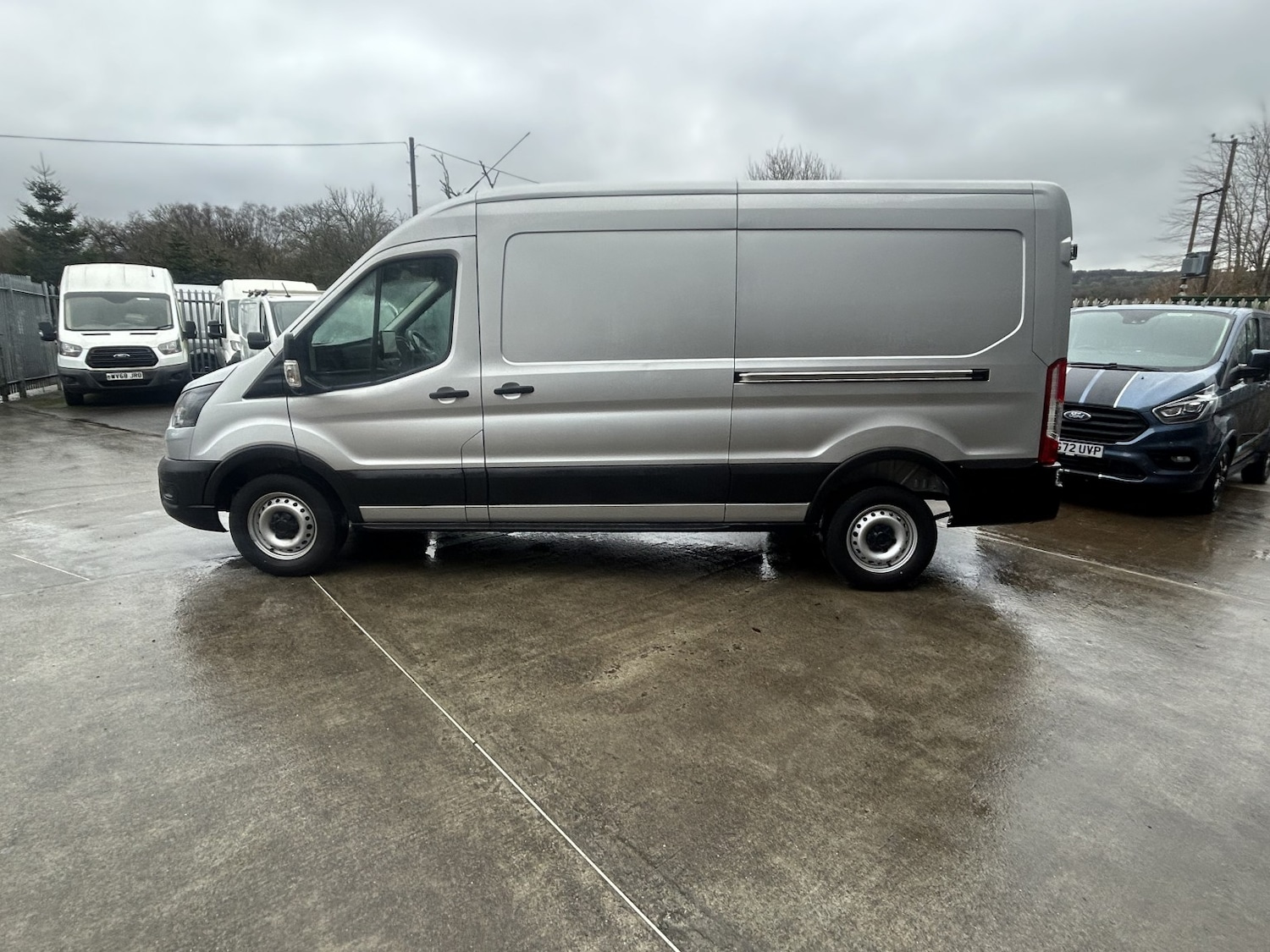 Used Ford Transit 2024 for sale - 77562511: Photo 2