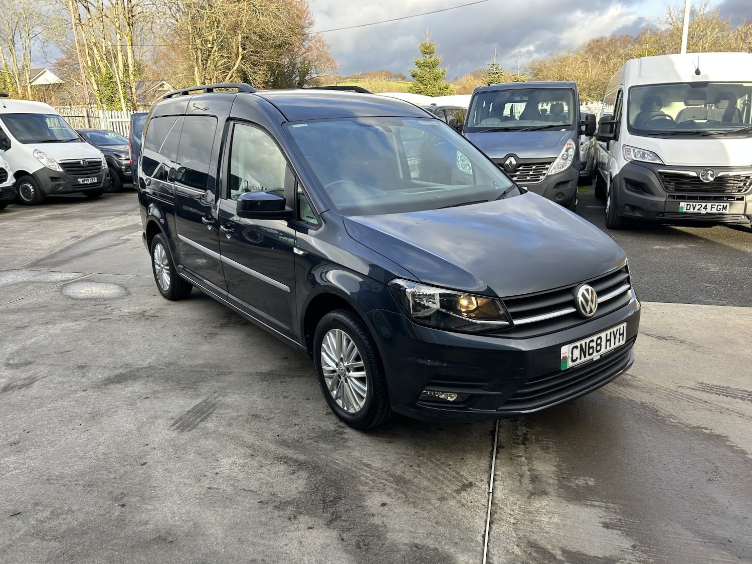 Used Volkswagen Caddy Maxi Life 2018 for sale - 77541686: Photo 6