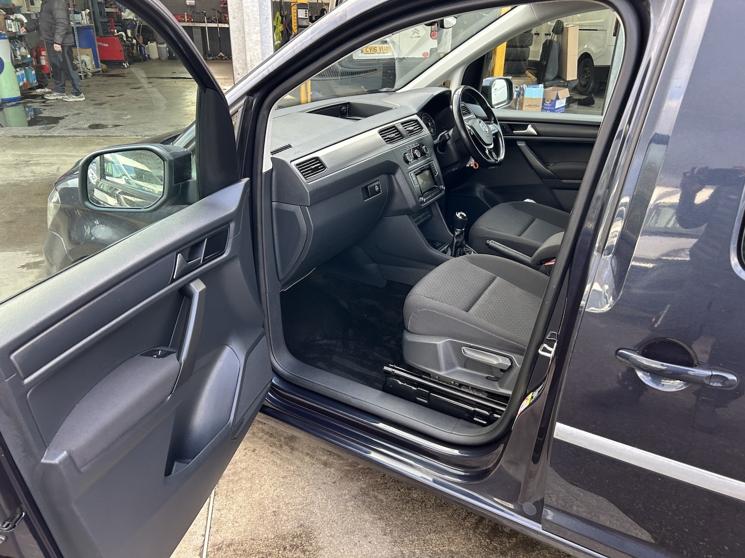 Used Volkswagen Caddy Maxi Life 2018 for sale - 77541686: Photo 7