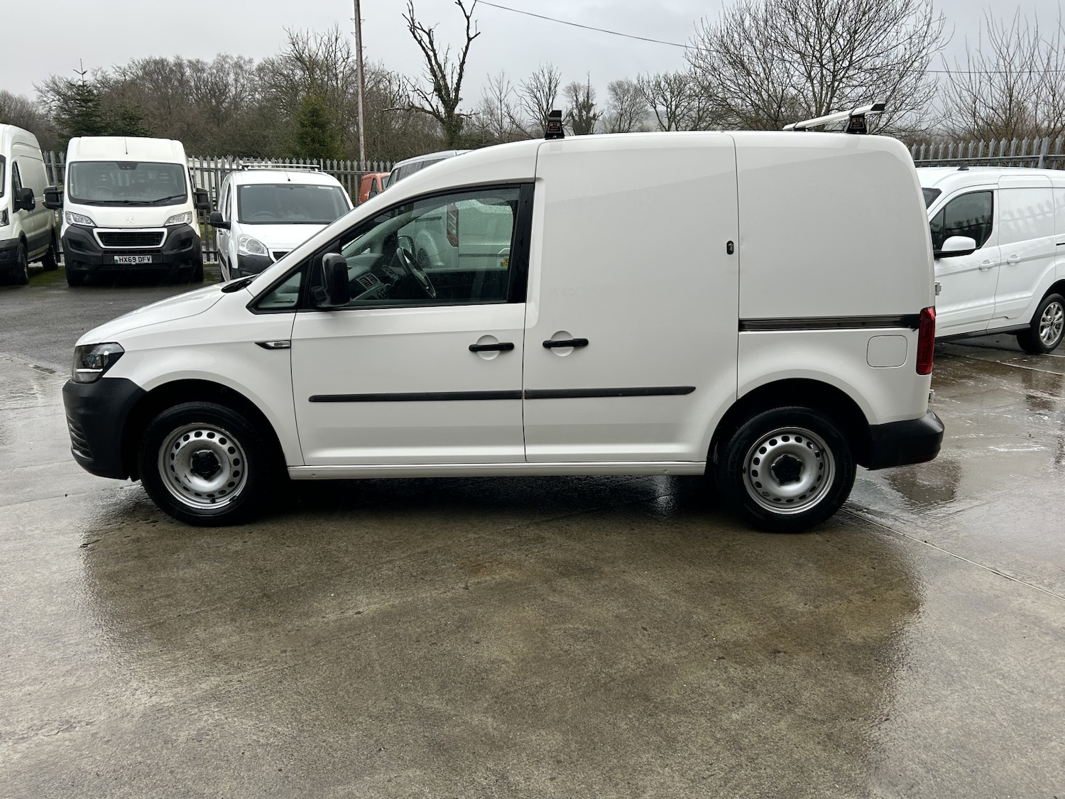 Used Volkswagen Caddy 2019 for sale - 77398354: Photo 2