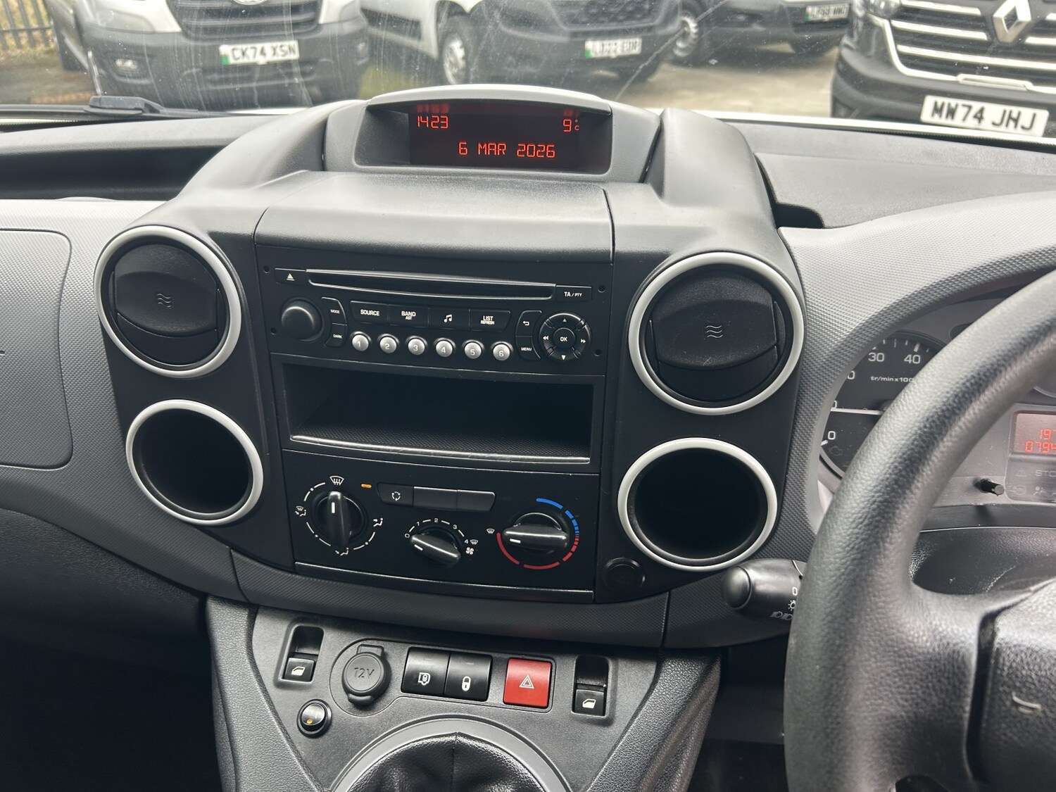 Used Peugeot Partner 2018 for sale - 77789303: Photo 12