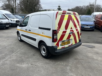 Used Peugeot Partner 2018 for sale - 77789303: Photo