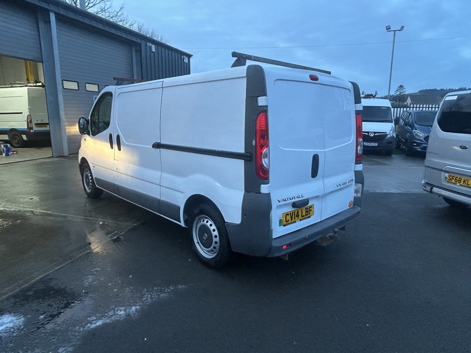 Used Vauxhall Vivaro 2014 for sale - 77207164: Photo 3