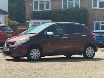 Used Toyota Yaris 2012 for sale - 75601649: Photo