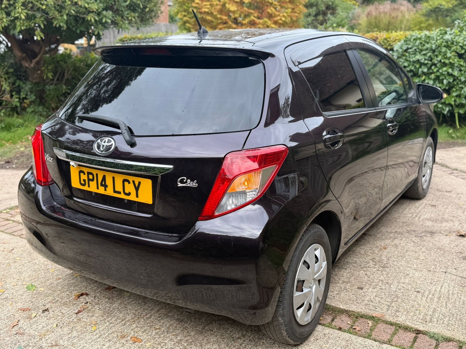 Used Toyota Vitz 2025 for sale - 76511737: Photo 7