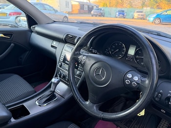 Used Mercedes-Benz C Class 2005 for sale - 78157929: Photo