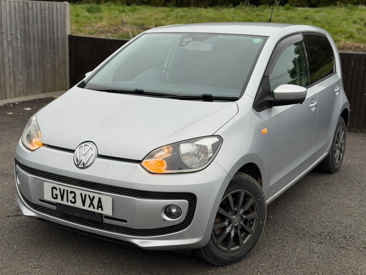 Used Volkswagen up! 2025 for sale - 76387418: Photo 3