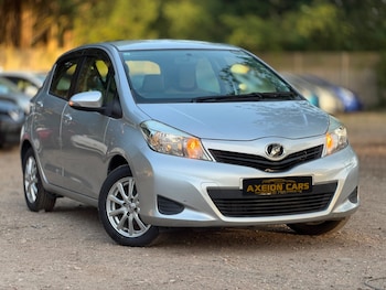 Used Toyota Yaris 2012 for sale - 78995783: Photo
