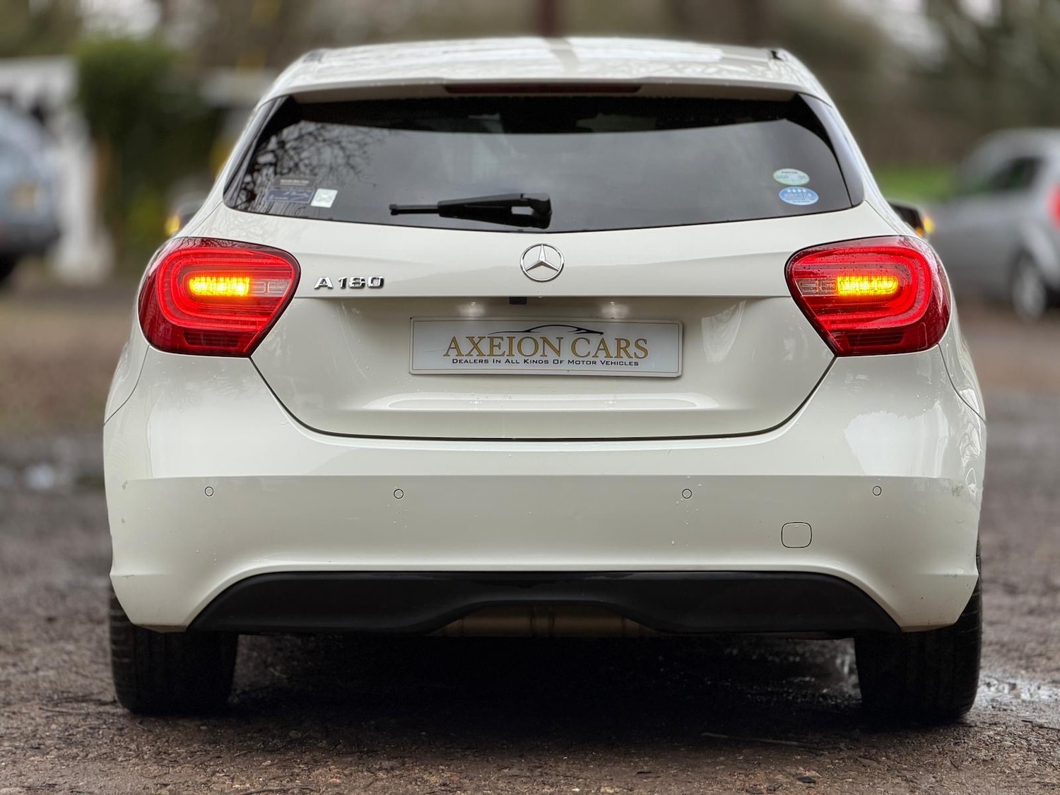 Used Mercedes-Benz A-Class 2015 for sale - 77977386: Photo 11