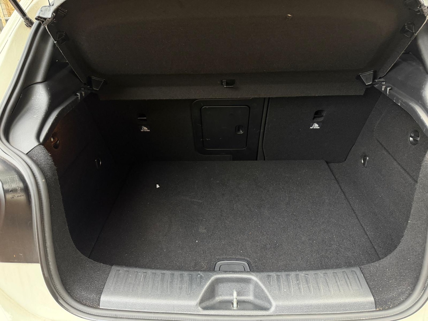 Used Mercedes-Benz A-Class 2015 for sale - 77977386: Photo 15