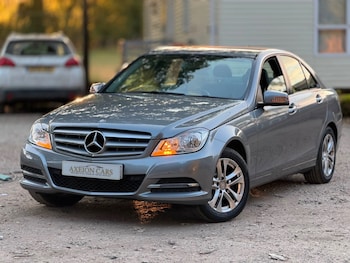 Used Mercedes-Benz C Class 2014 for sale - 79363170: Photo