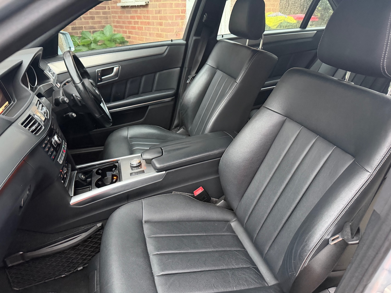 Used Mercedes-Benz E Class 2014 for sale - 77217682: Photo 13