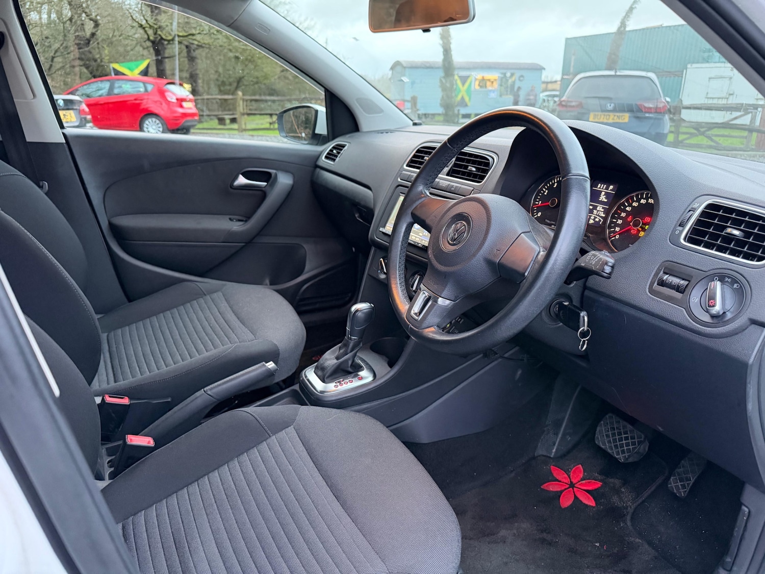 Used Volkswagen Polo 2014 for sale - 77228273: Photo 9