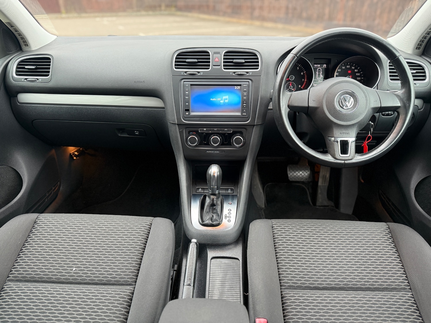 Used Volkswagen Golf 2012 for sale - 78125365: Photo 9