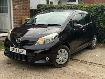 Used Toyota Yaris 2014 for sale - 76381972: Photo