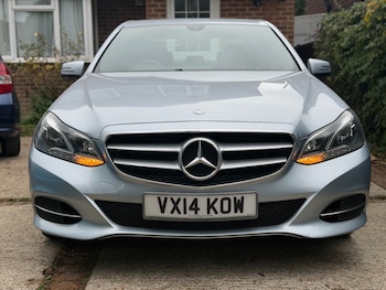 Used Mercedes-Benz E Class 2014 for sale - 76294387: Photo 2