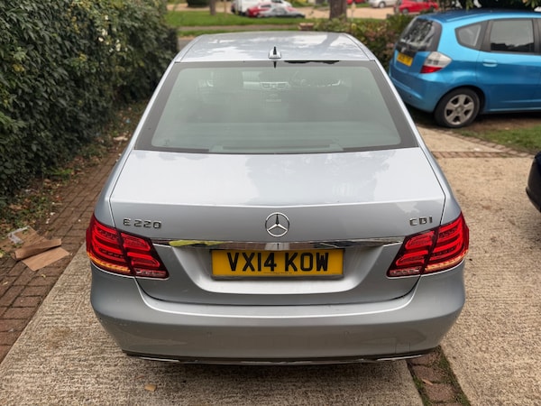Used Mercedes-Benz E Class 2014 for sale - 76294387: Photo 6