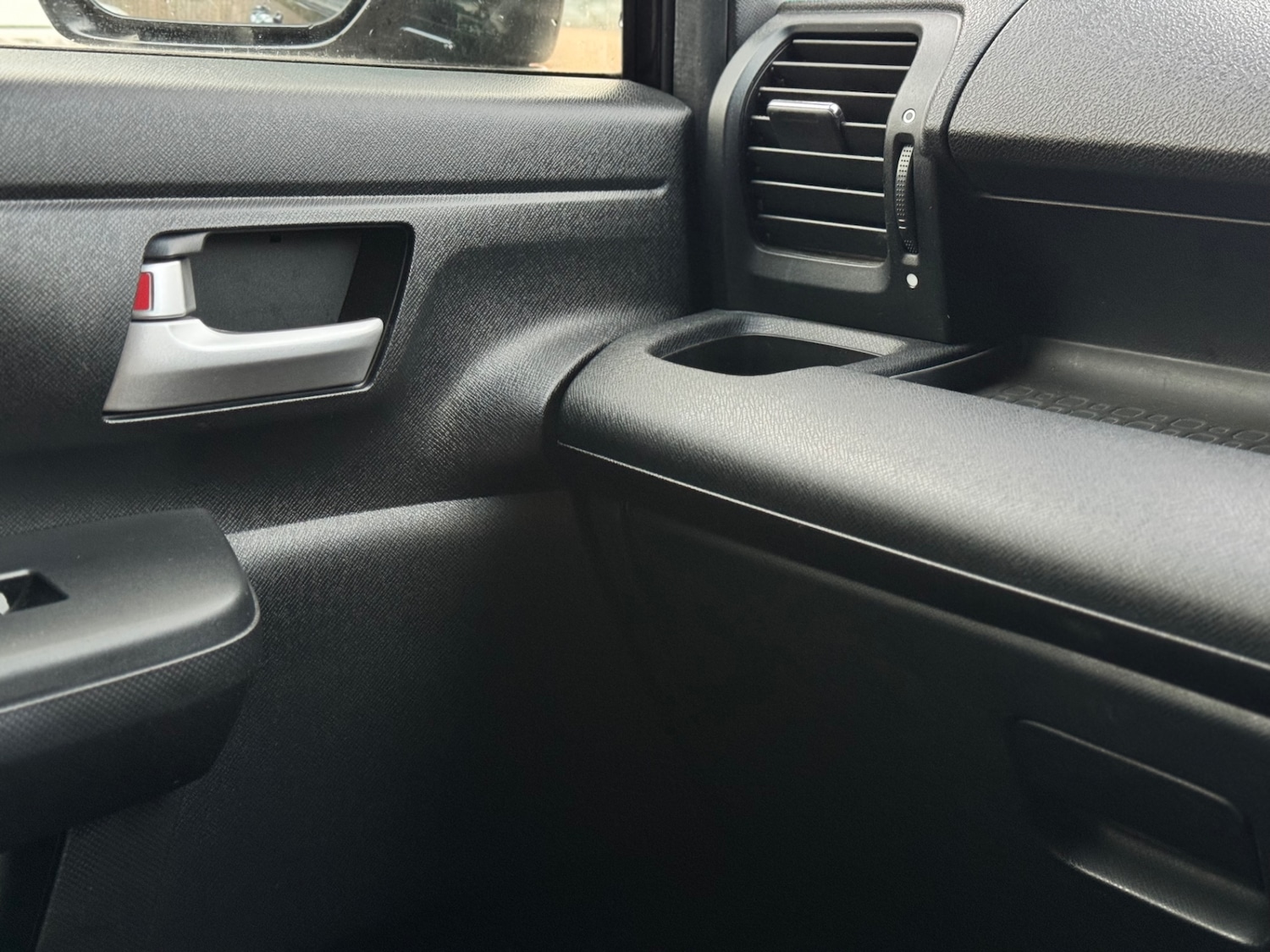 Used Honda Stepwagon 2012 for sale - 77393696: Photo 21