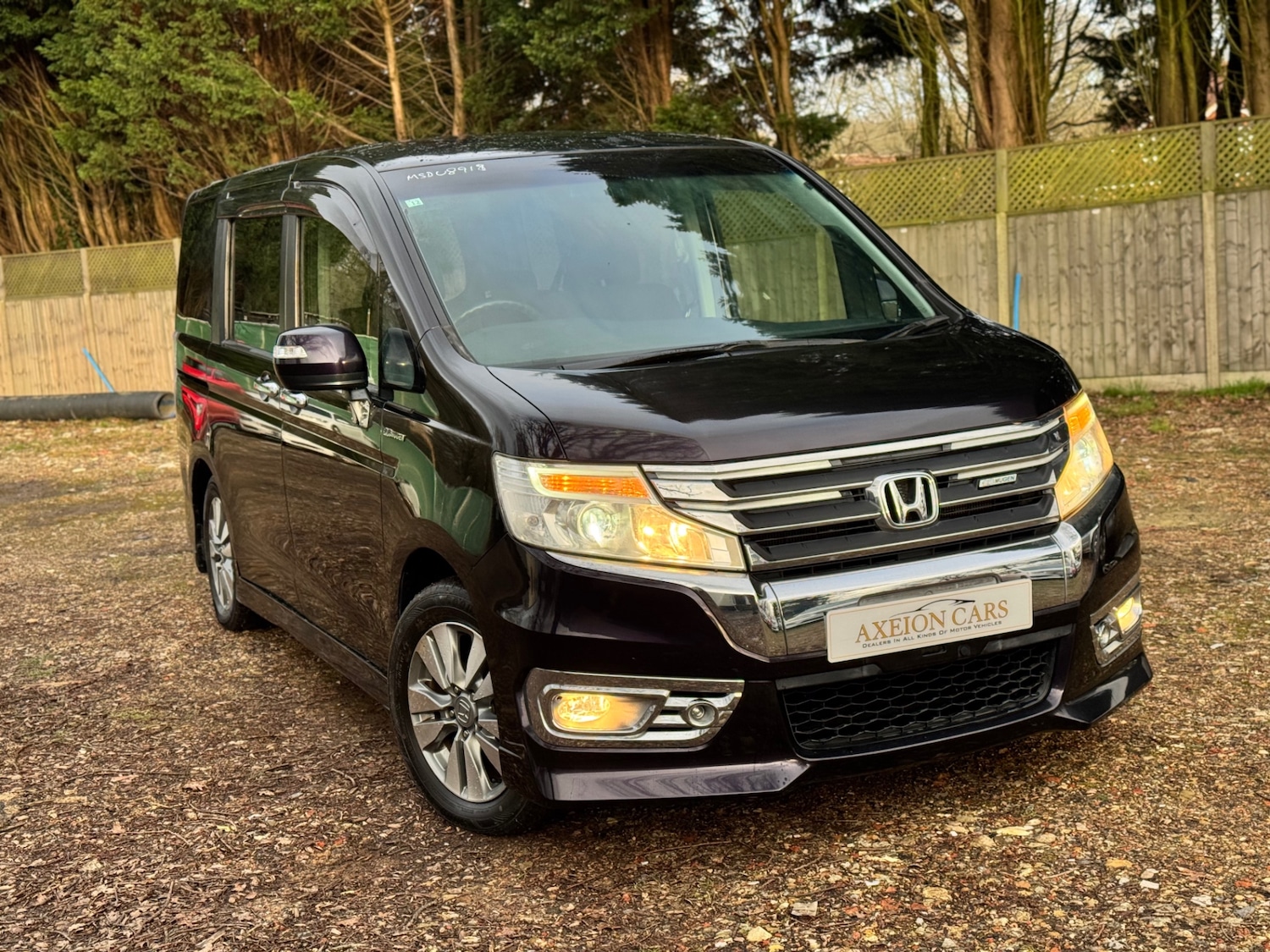 Used Honda Stepwagon 2012 for sale - 77393696: Photo 5