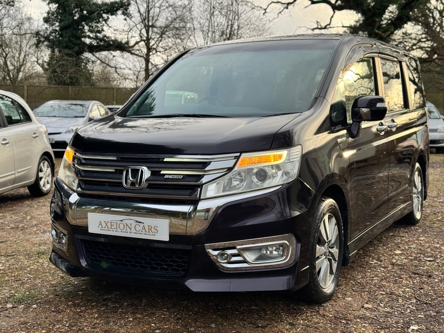 Used Honda Stepwagon 2012 for sale - 77393696: Photo 6