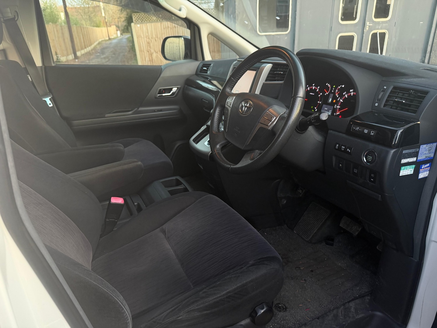 Used Toyota Vellfire 2012 for sale - 77128449: Photo 10