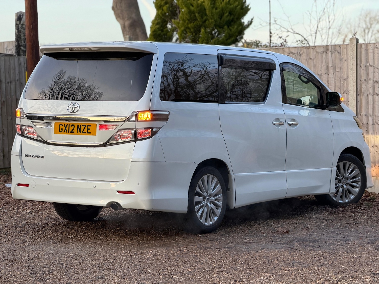 Used Toyota Vellfire 2012 for sale - 77128449: Photo 8