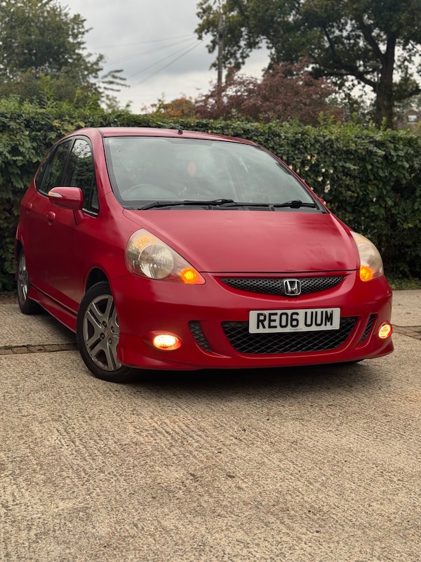 Used Honda Jazz 2006 for sale - 76218519: Photo 2